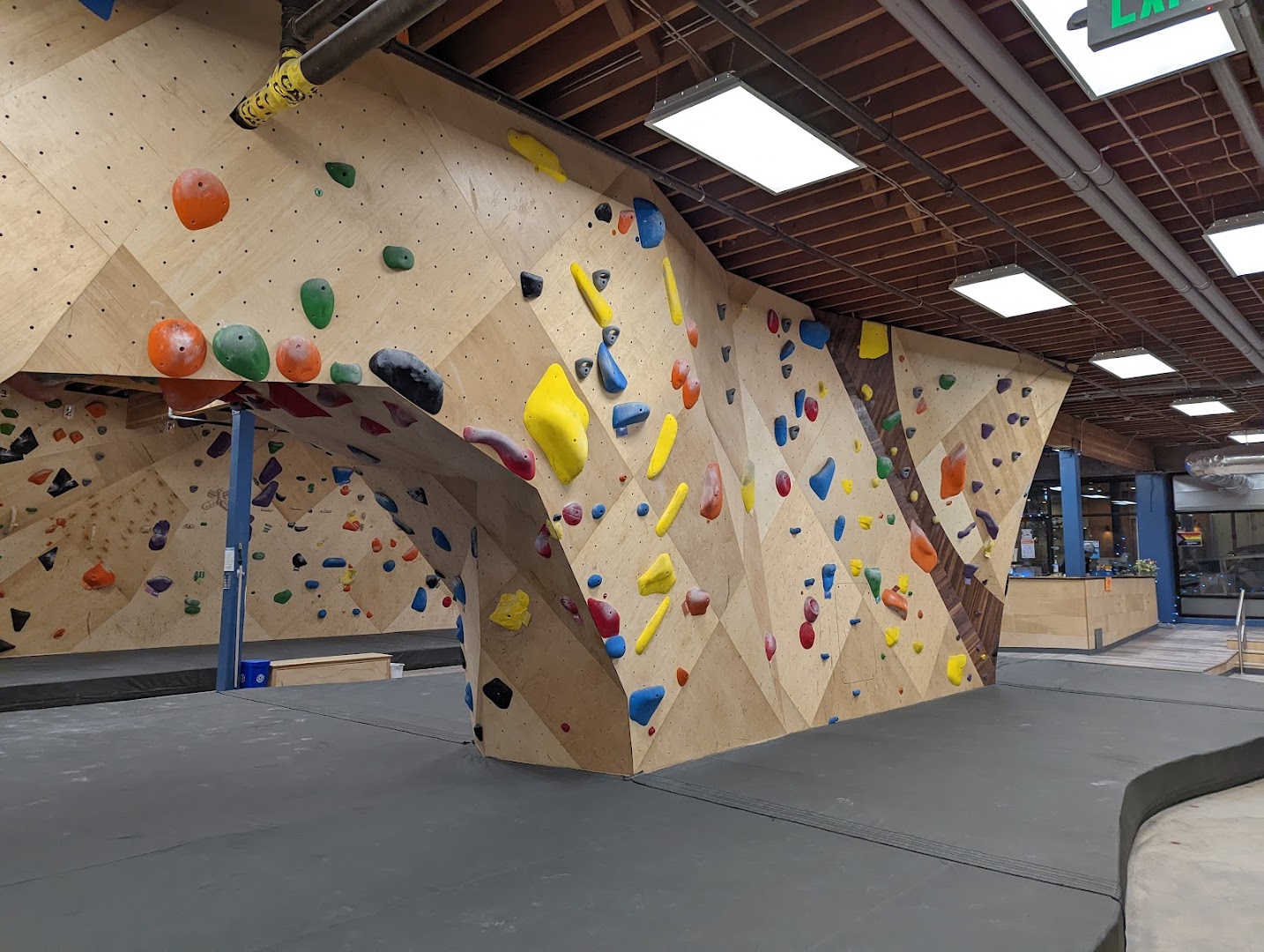 Half Moon Bouldering photo 3