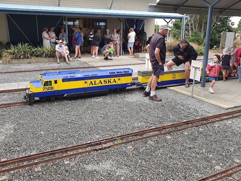 Halswell Miniature Trains (C.S.M.E.E.) photo 2