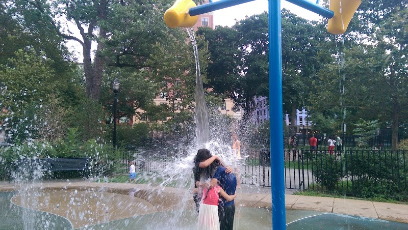 Hamilton Park Splash Pad photo 3