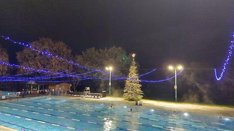 Hampton Pool photo 3
