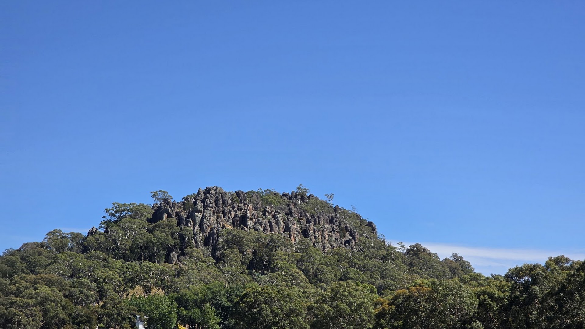 Hanging Rock photo 3