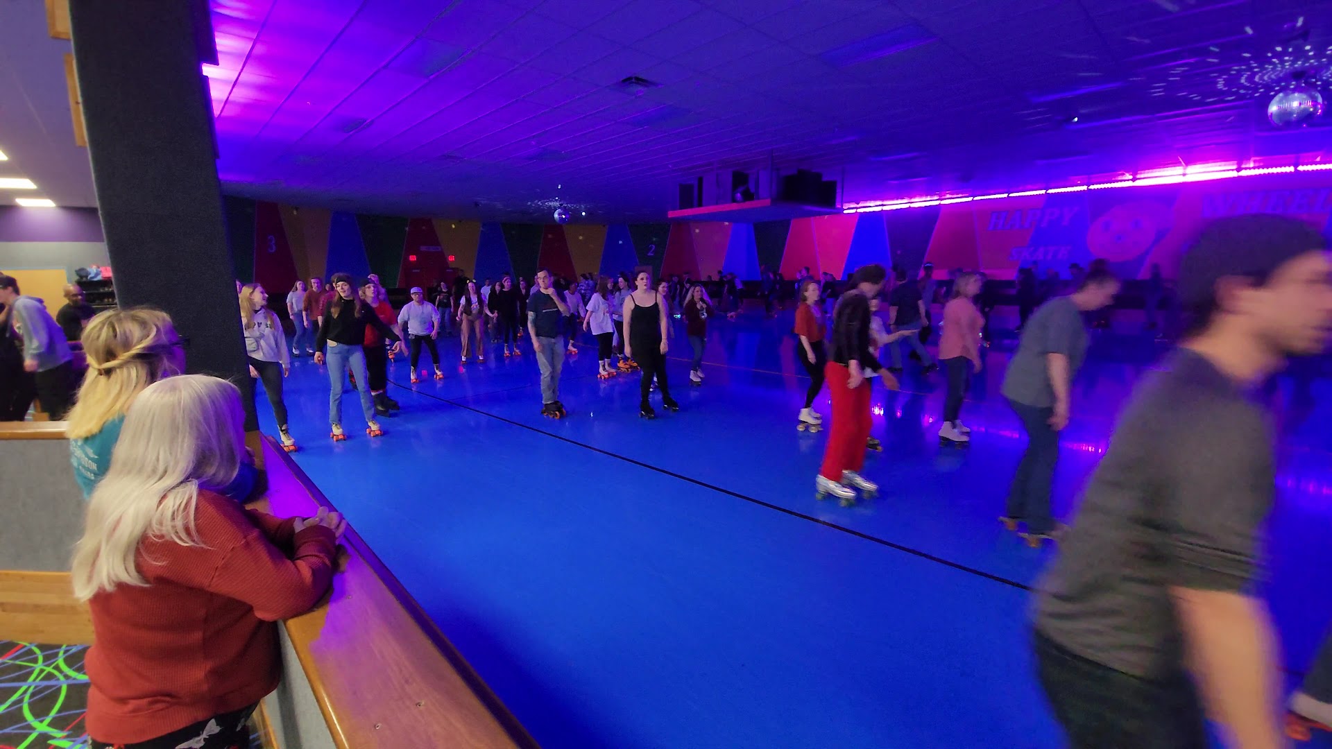 Happy Wheels Skate Center photo 2