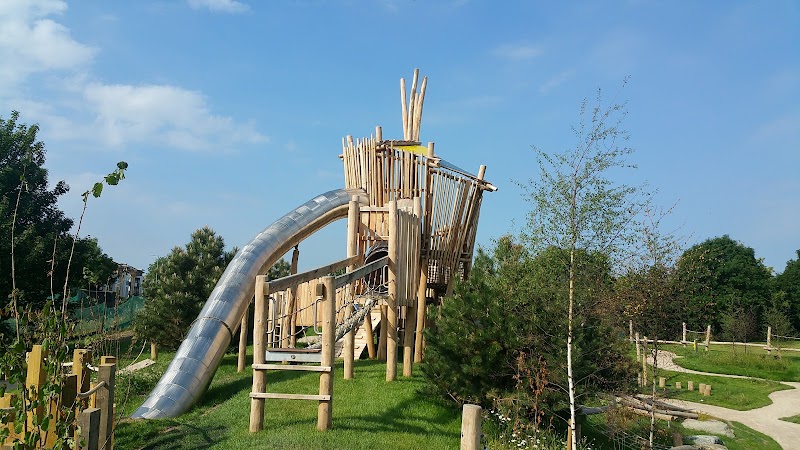 Harwoods Adventurous Playground photo 2