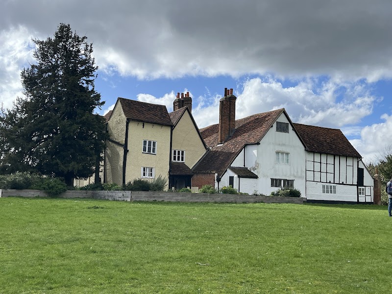 Headstone Manor and Museum