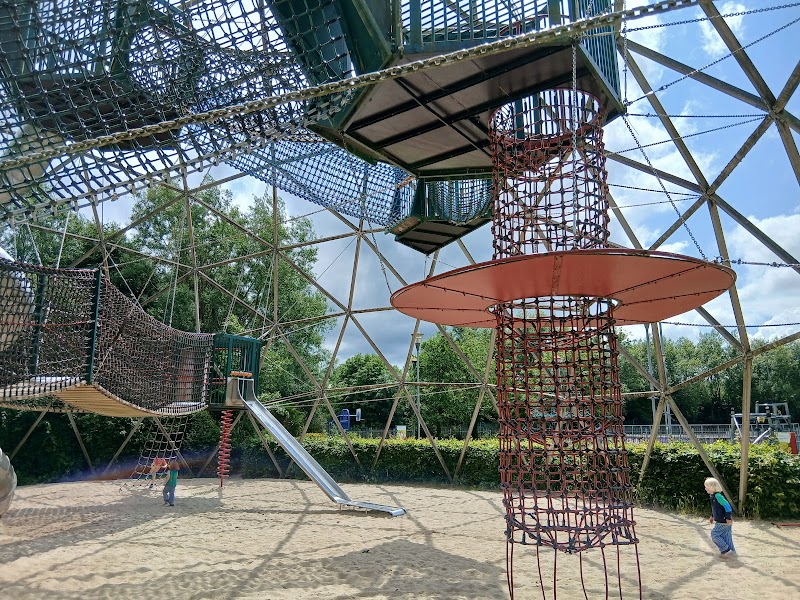Hengrove Play Park photo 2