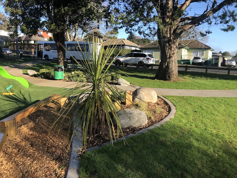 Hillcrest Park Playground photo 3