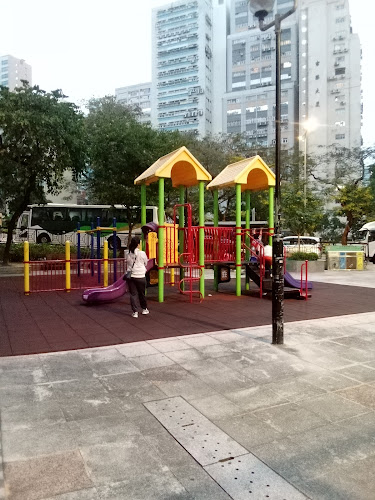 Hing Wah Estate Playground No.1