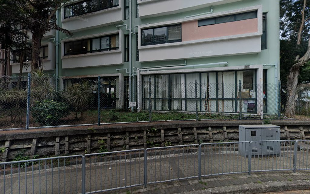 HKU Henry Fok Swimming Pool 香港大學霍英東游泳池 photo 2