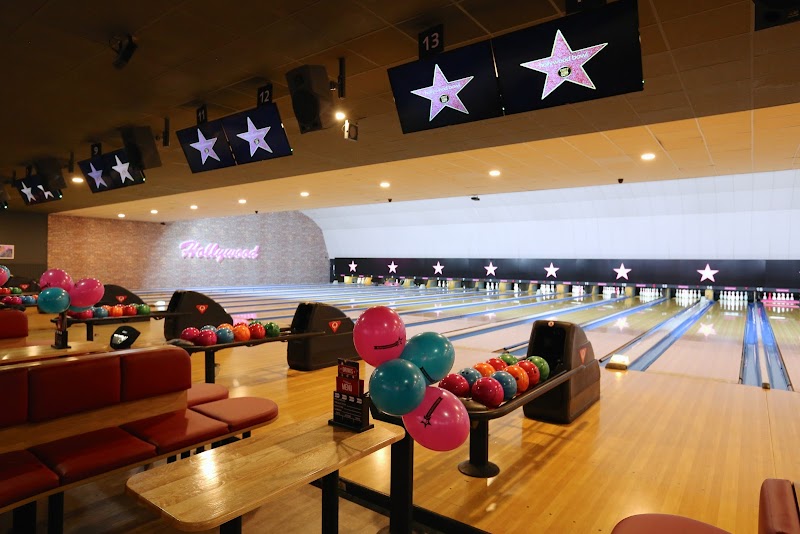Hollywood Bowl Bristol Longwell Green photo 3