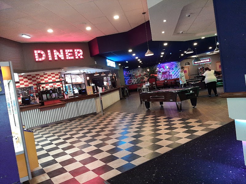 Hollywood Bowl Dagenham photo 2