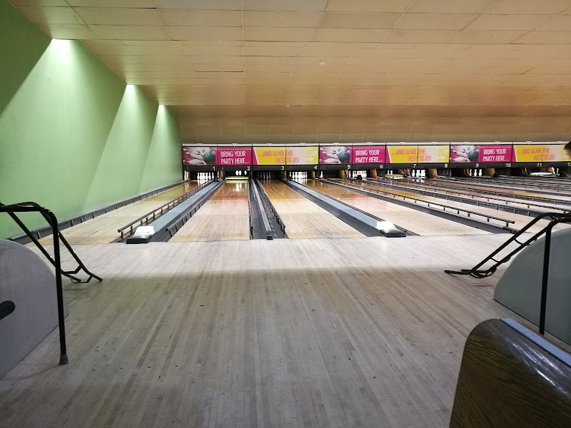 Hollywood Bowl Liverpool Edge Lane photo 2