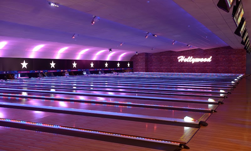 Hollywood Bowl Springfield Quay photo 2