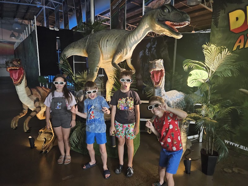 Hologram Zoo
