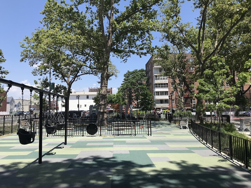 Homecrest Playground photo 2
