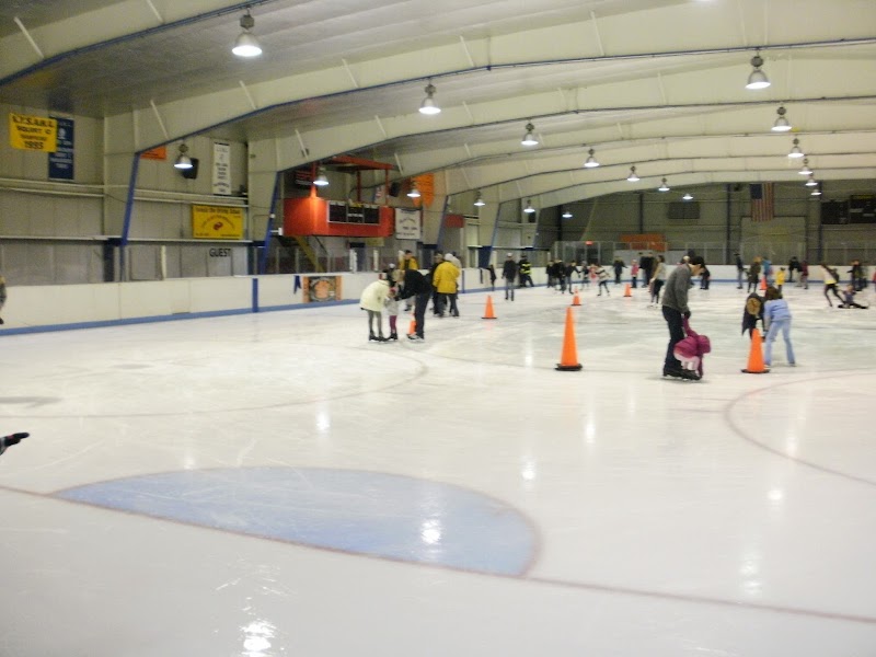Hommocks Park Ice Rink