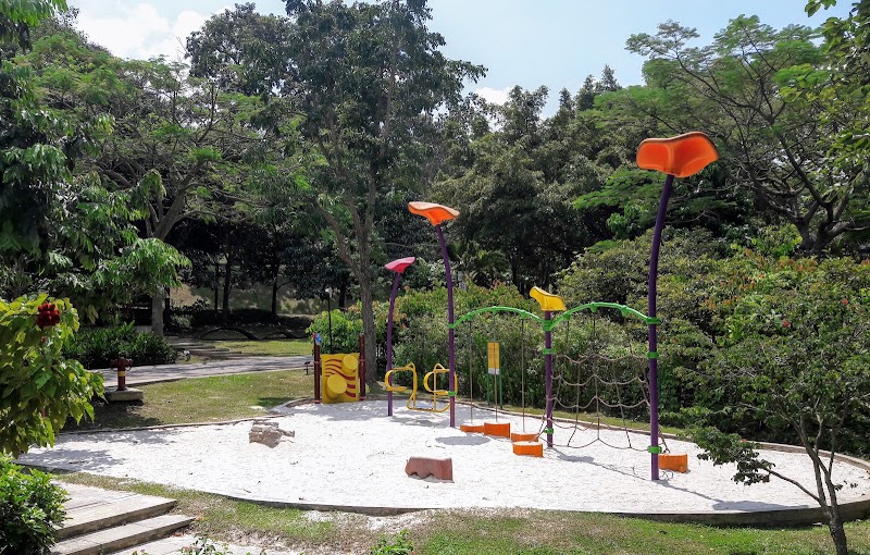 Hortpark Playground photo 3