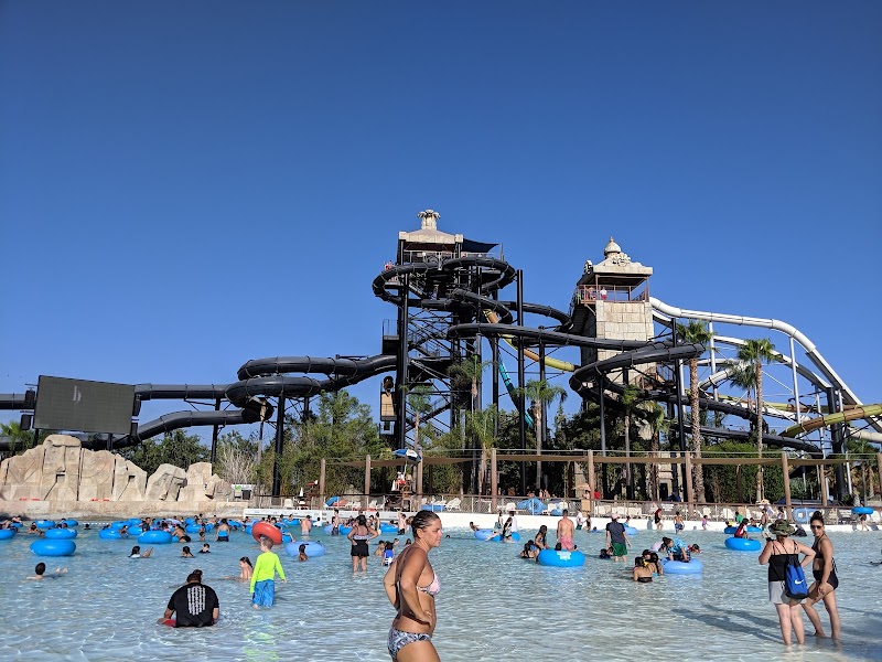 Hurricane Harbor Los Angeles