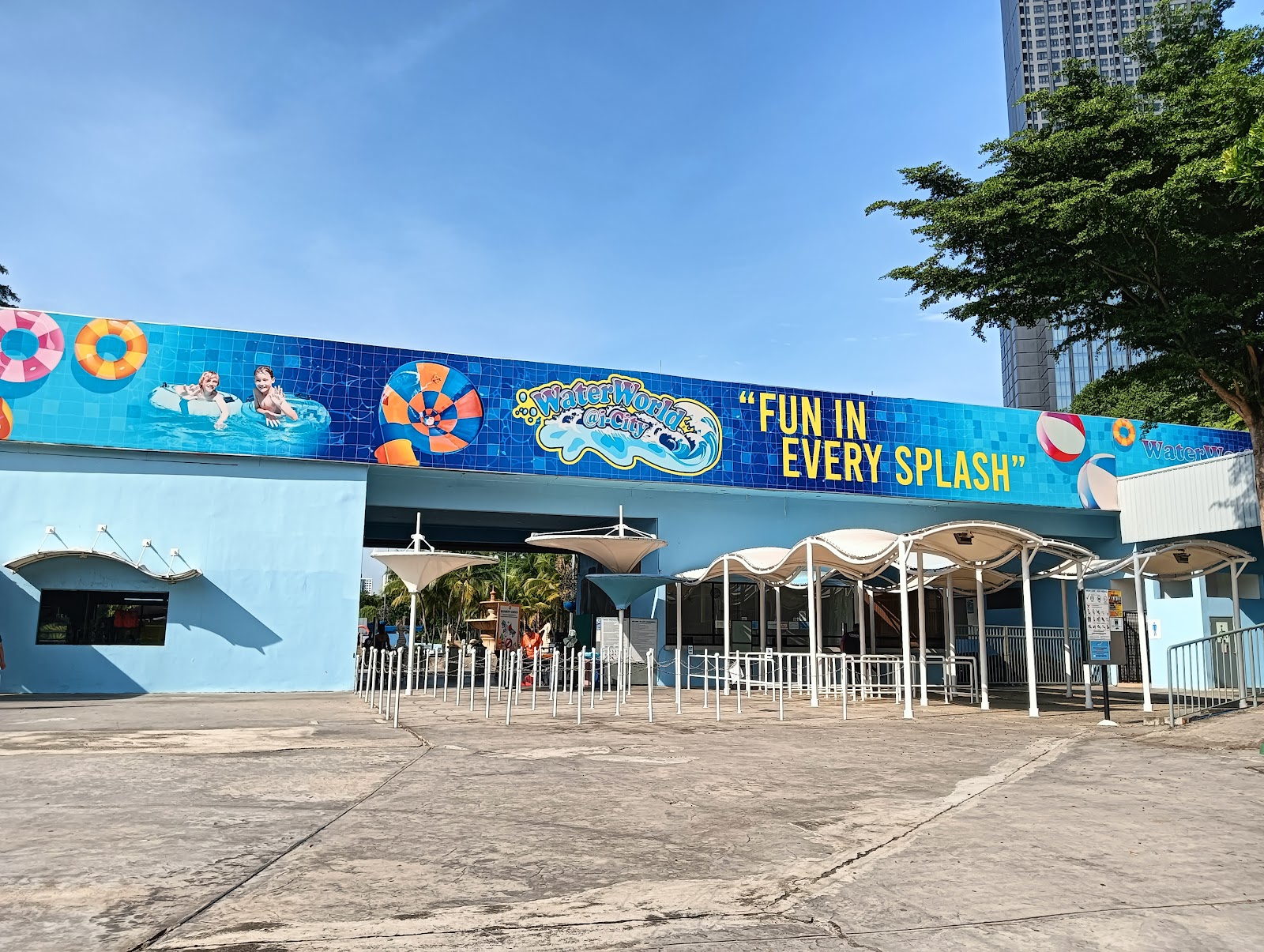 WaterWorld i-City photo 3