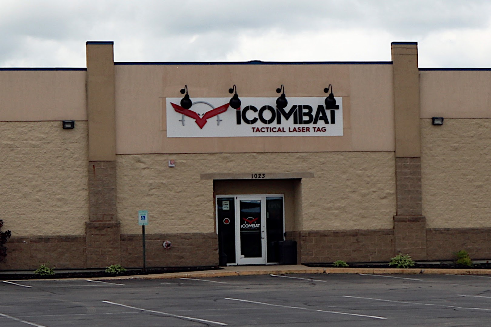 iCOMBAT Waukesha photo 2