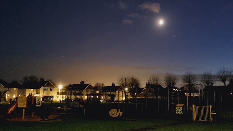 Ifold Road Playground photo 3
