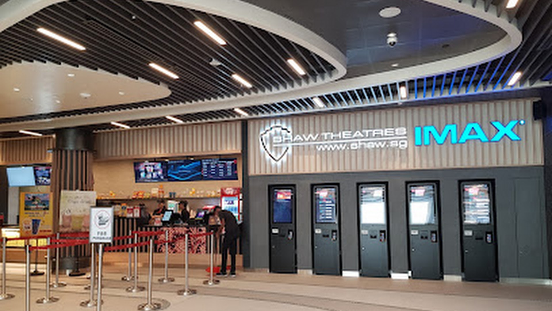 IMAX PLQ