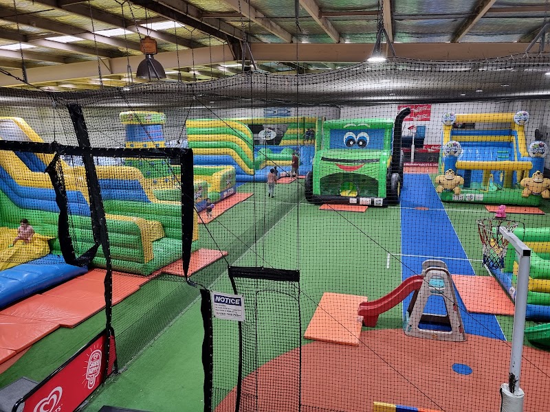 Inflatable World photo 2