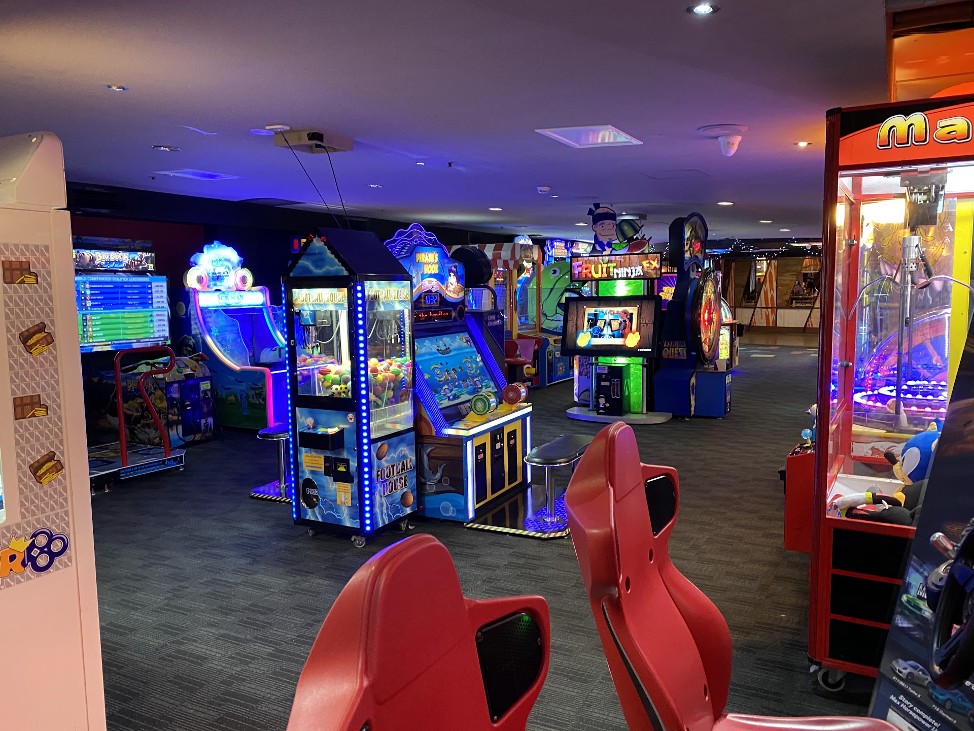 iPlay Broadway photo 3