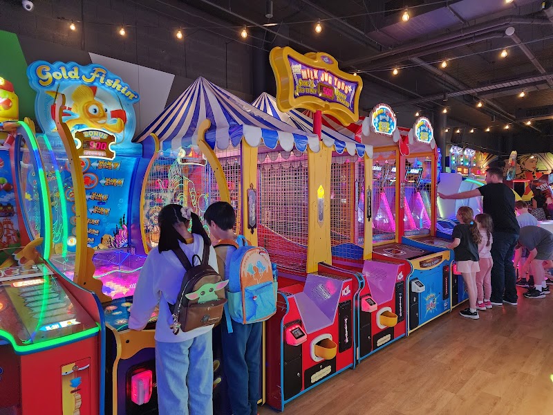 iPlay Carousel photo 2