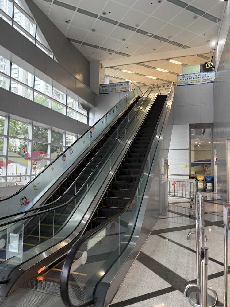 Island East Swimming Pool photo 2