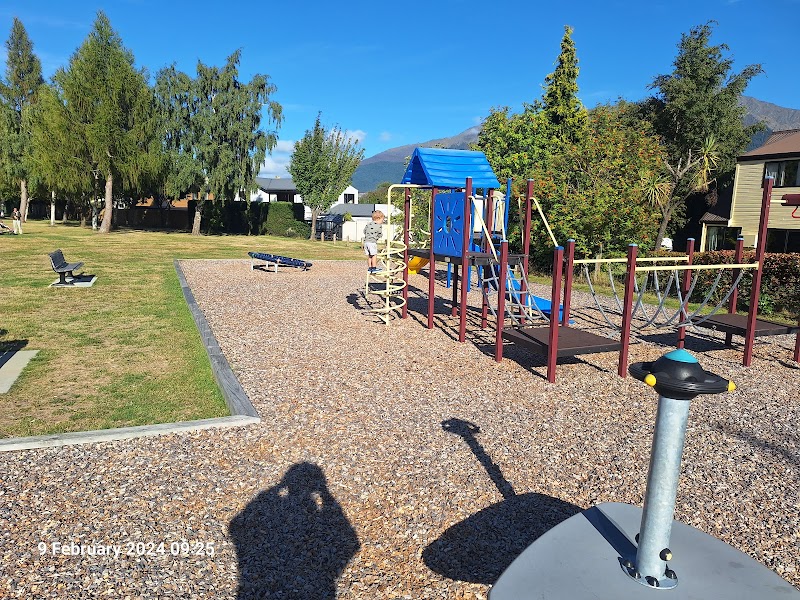 Jardine Park Playground photo 2