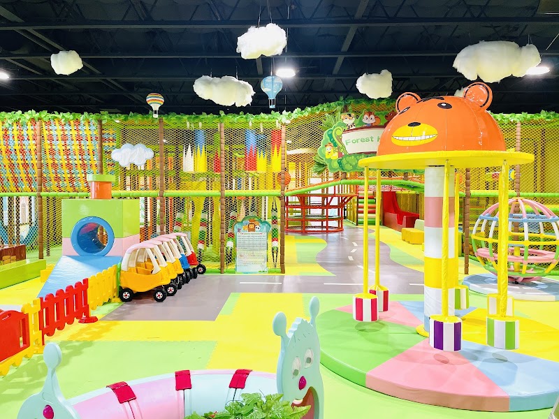 Jump Jungle Kids Indoor Playground photo 2