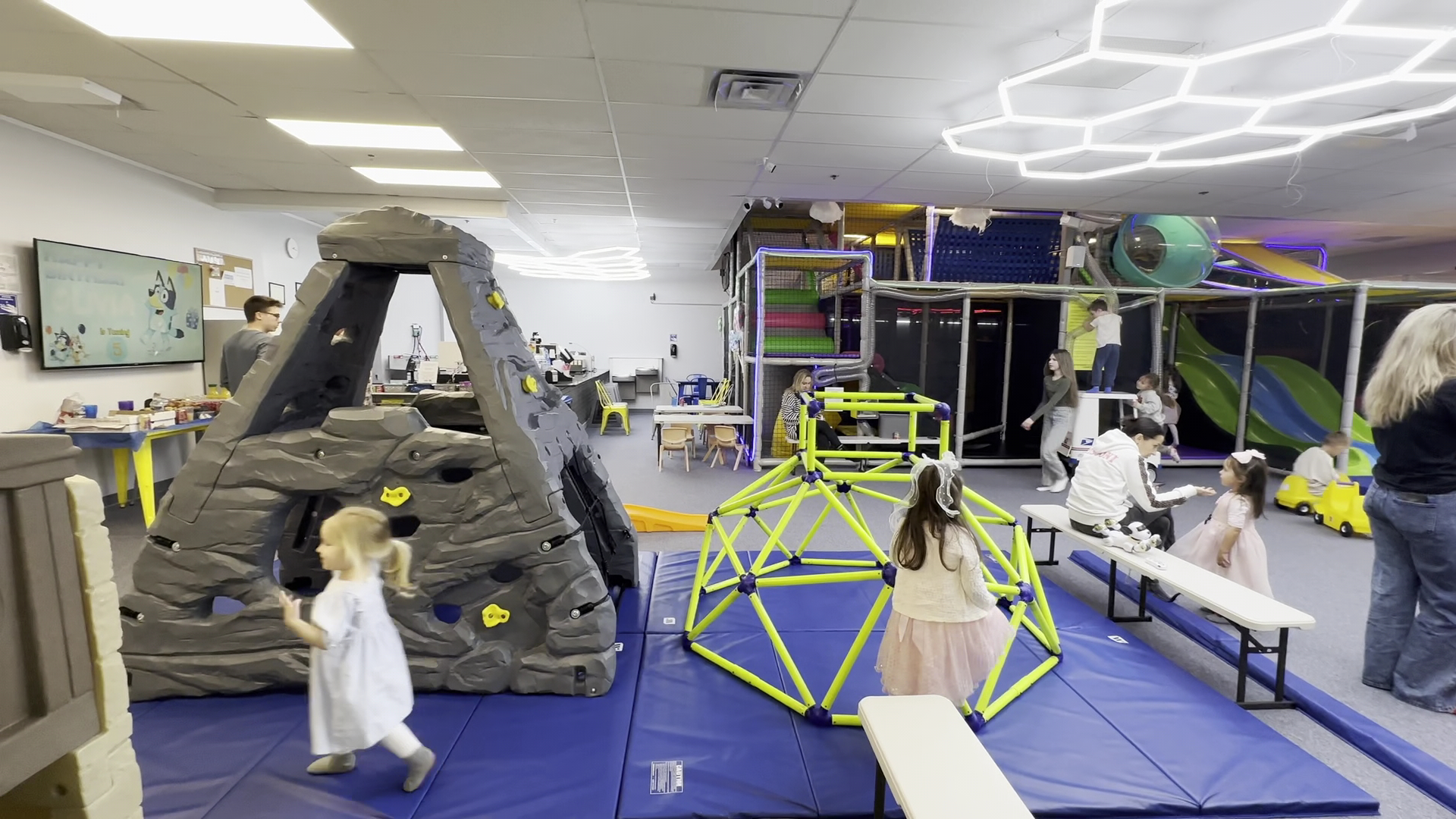 Jump N Play Indoor playground & Cafe photo 2