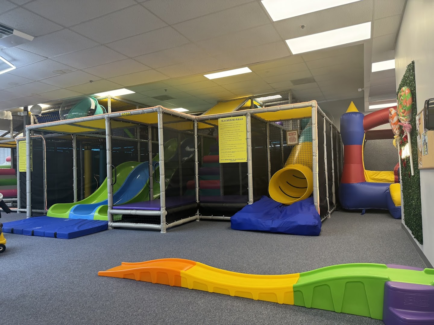 Jump N Play Indoor playground & Cafe photo 3