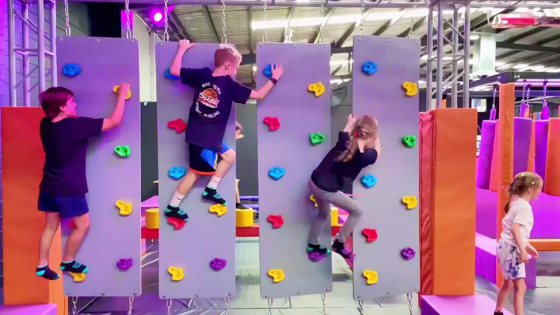 Jumpside photo 2