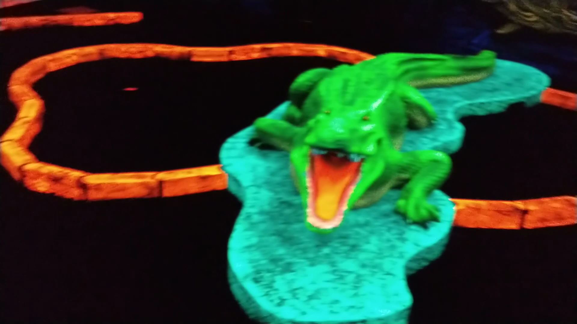 Jungle Adventure 3D Blacklight Mini Golf