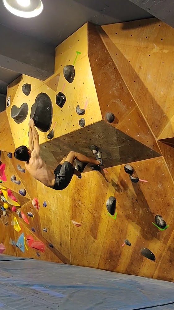 JUST CLIMB | San Po Kong photo 3