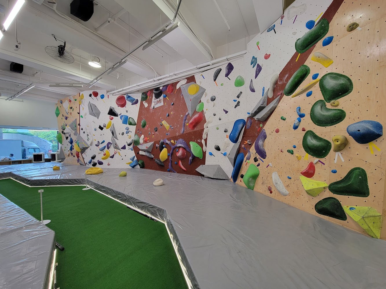 JUST CLIMB | Shek Mun photo 2