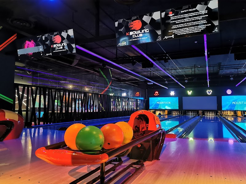 K Bowling Club - Karaoke, Bowling & Sports Bar in Singapore photo 2