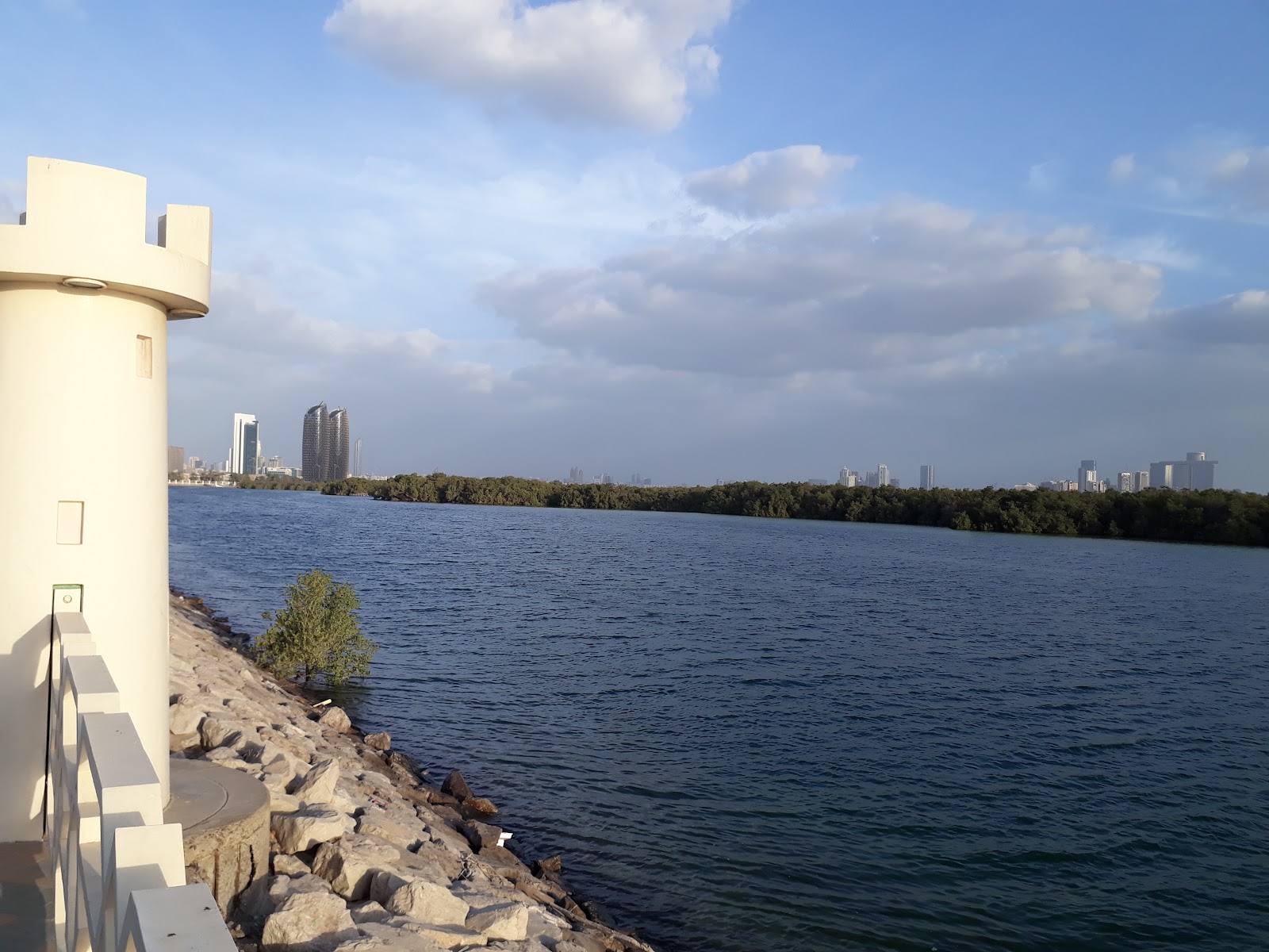 Kayaking Tour Abu Dhabi photo 2