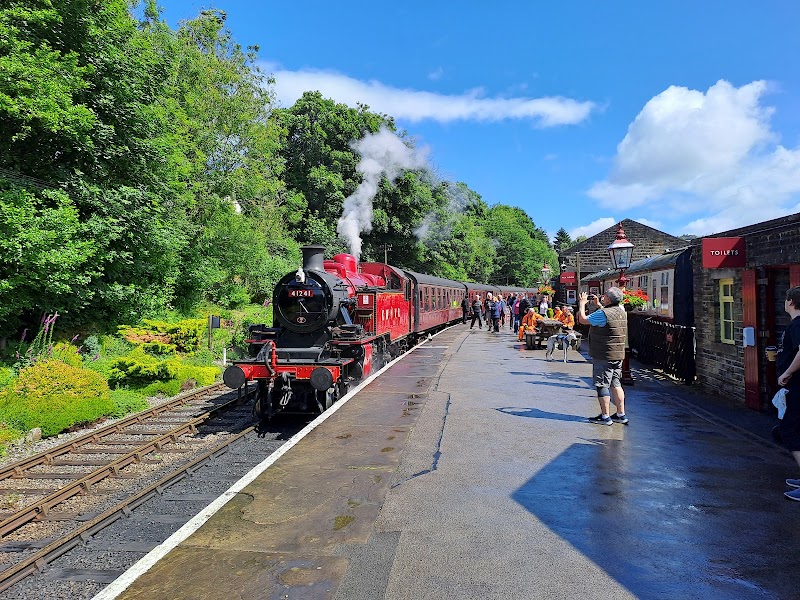 Keighley & Worth Valley Railway - Oxenhope photo 3