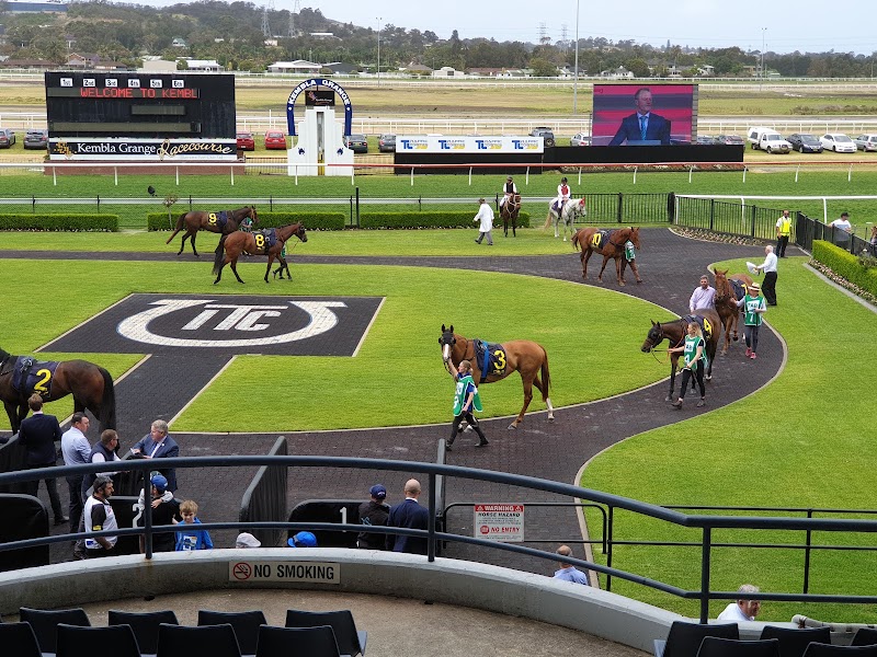 Kembla Grange Racecourse photo 2