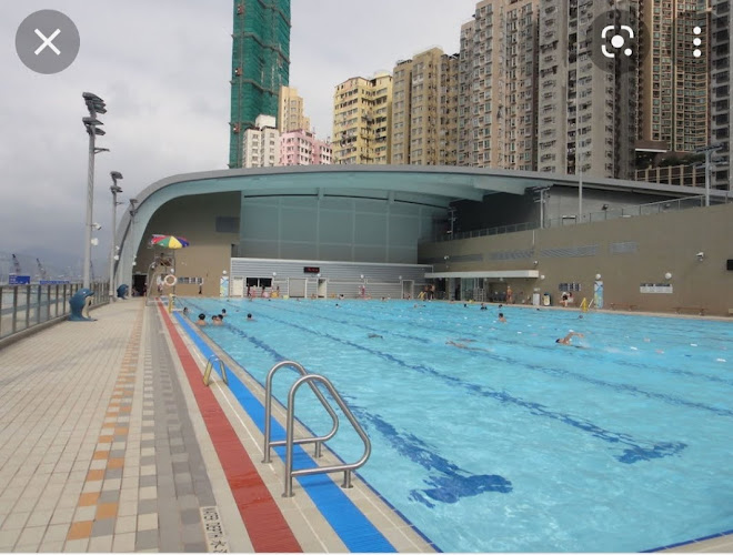 Kennedy Town Swimming Pool Sitting-out Area