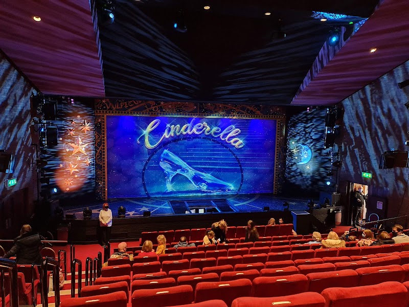 Kenneth More Theatre photo 2