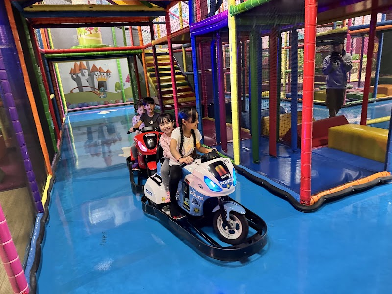 Kids Empire Houston Willowbrook photo 2