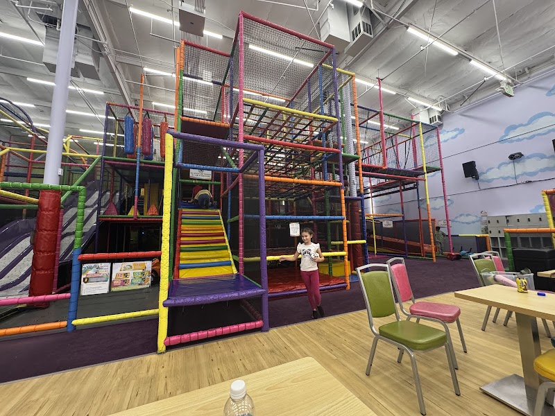 Kids Empire Woodland Hills
