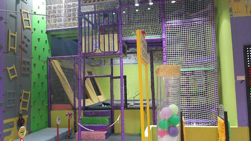 Kidz Factory - Dalma Mall