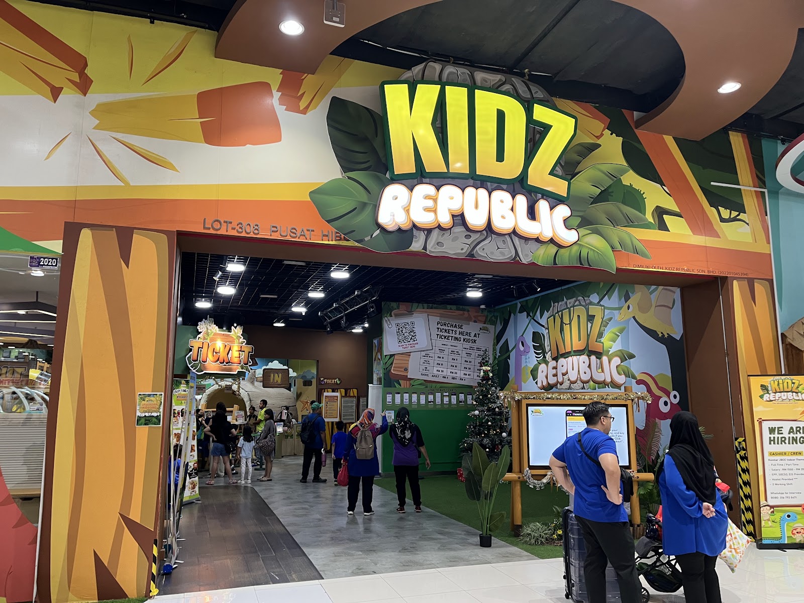 Kidz Republic Indoor Theme Park - JBCC photo 2