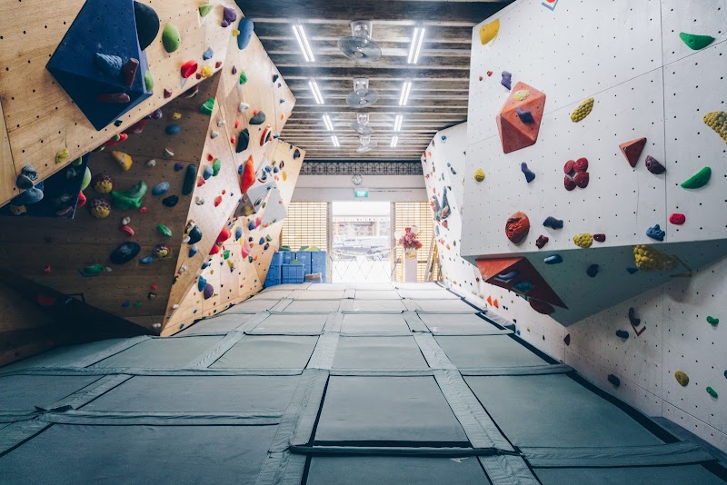 Kinetics Climbing photo 2
