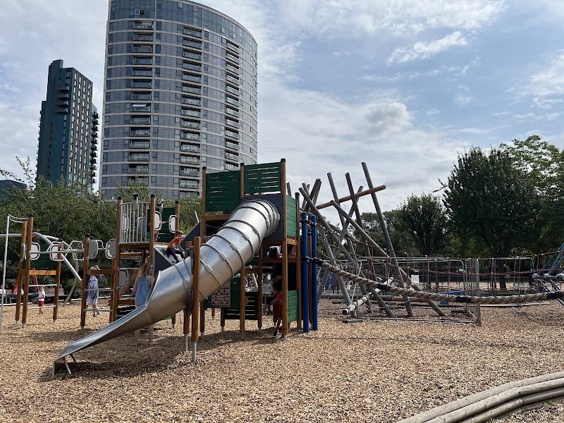 King George's Park Playground photo 2