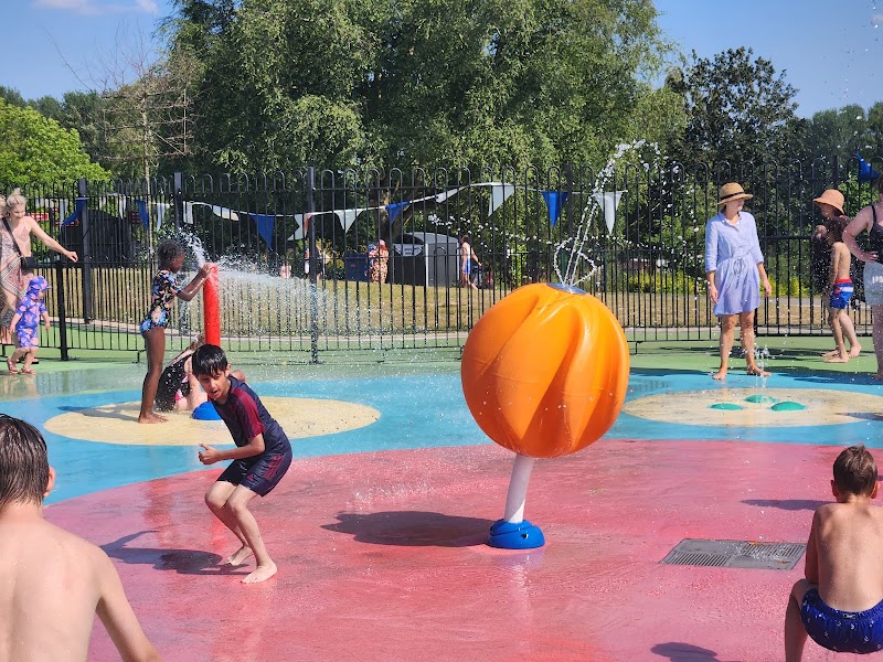 King George's splash park photo 2